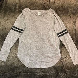 4/25$ Grey long sleeve